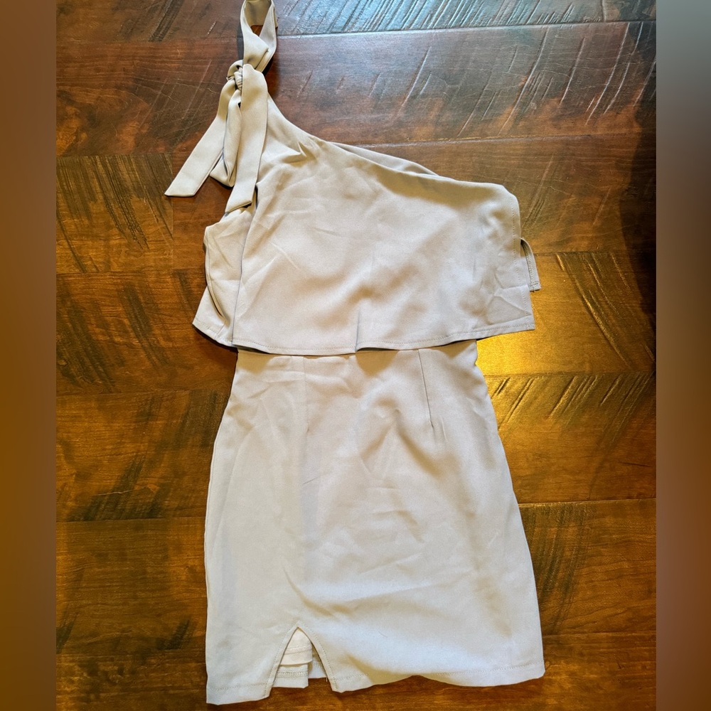 Purple/Gray one shoulder dress with small slit. Ruffle top into fitted bottom.